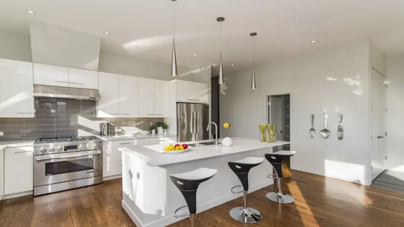 Embracing Open Space: The Kitchen Without Upper Cabinets in Interior Architect London.