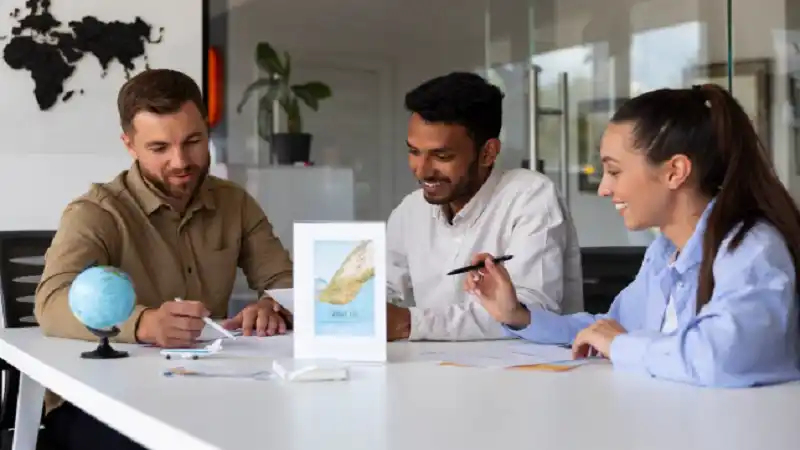 roarleveraging business infoguide by riproar